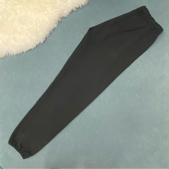 Used cond black freecity joggers - sz am - Picture 6 of 11